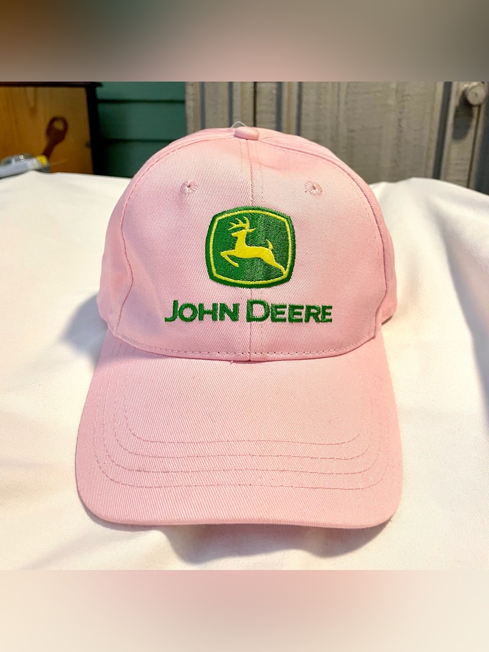 * NWOT* JOHN DEERE Hat/Cap - Pink - Women’s Embroidered/Adjustable - 100% Cotton